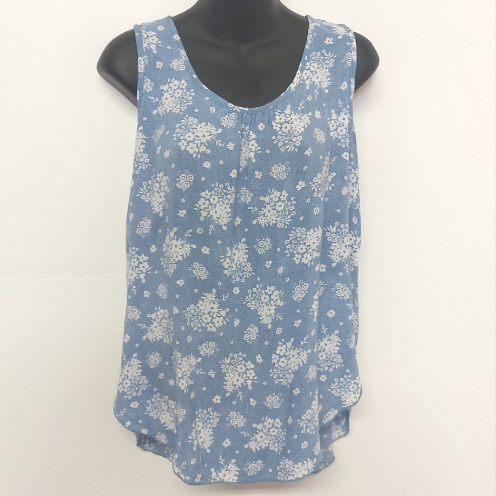 3 for $25- Emerald Brand Light Blue & White Top, Size M